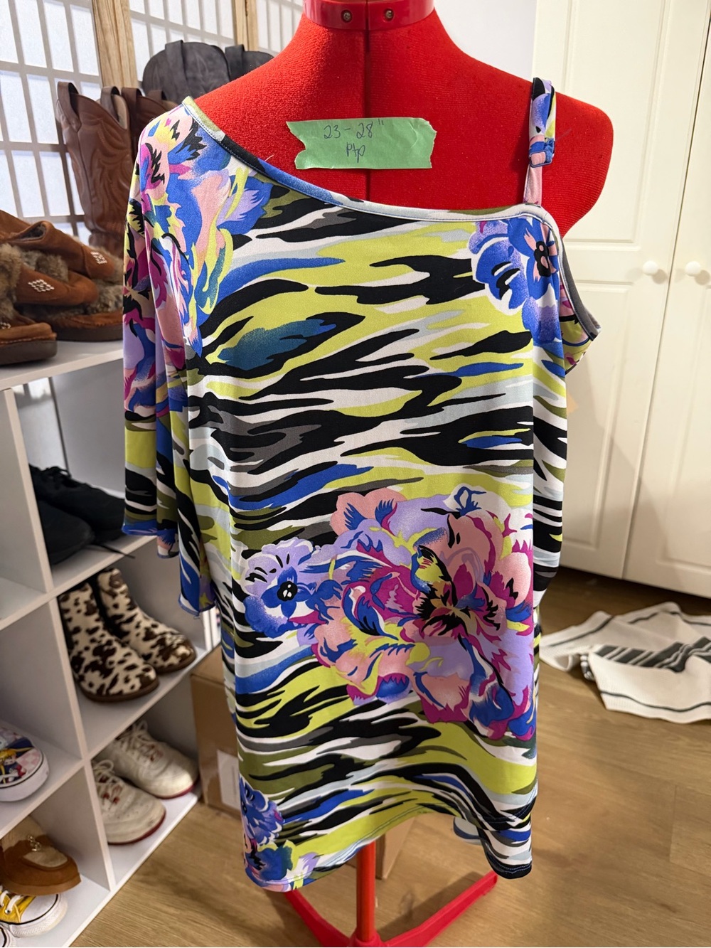 Vibrant Floral One-Shoulder Women’s Top - Multicolor